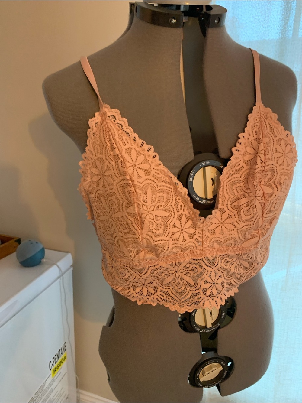 Old Navy Lace Bralette in Peach XXL
